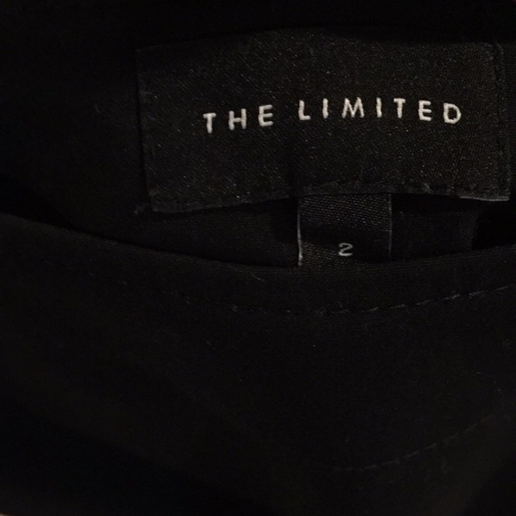 The Limited Skirt🕶 - Picture 2 of 4